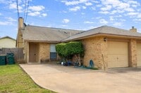 Building Photo - 312 Tamara Dr