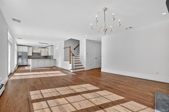 Building Photo - 165 Piermont Ave