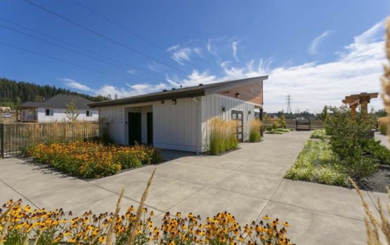 Building Photo - 7322 N 93rd Ave