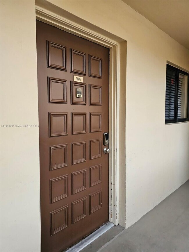 Building Photo - 8415 SW 107th Ave