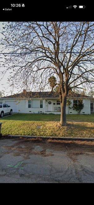 Building Photo - 524 W Olive Ave