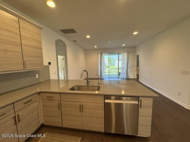 Building Photo - 8008 Dobre Wy