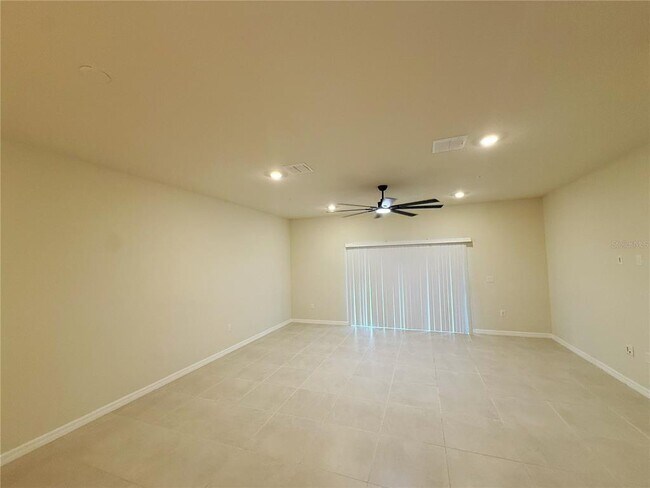 Building Photo - 393 Meadowland Pt