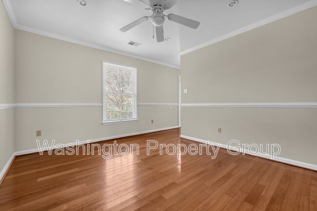 Building Photo - 5602 Grouper Ct