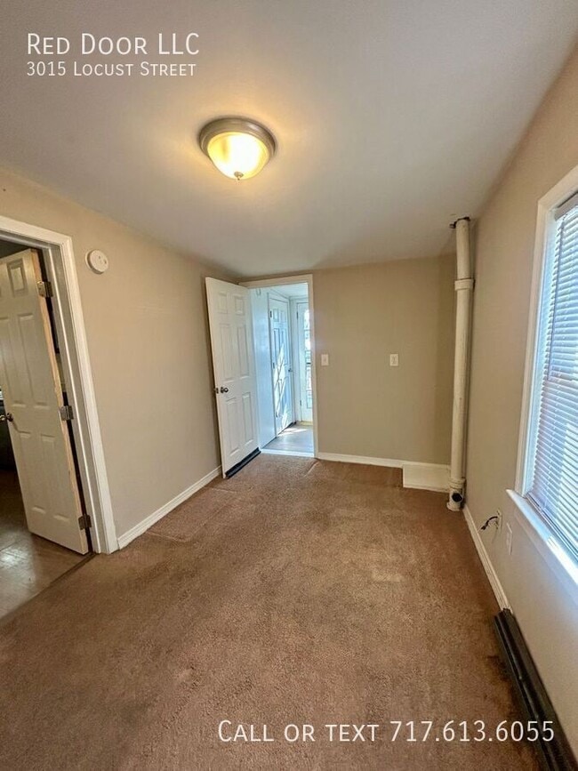 Building Photo - 3015 Locust St