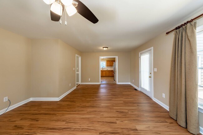 Building Photo - 2204 Palisade Ct