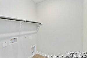 Building Photo - 415 Cross Barn Blvd