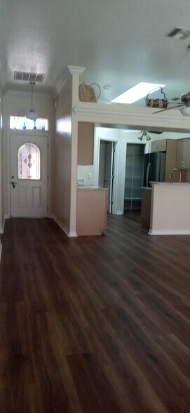 Building Photo - 289 Rotonda Blvd W