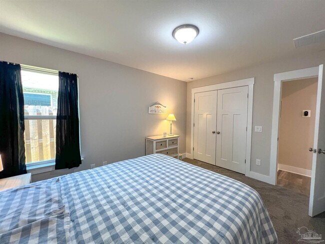 Building Photo - 5686 Dunridge Drive