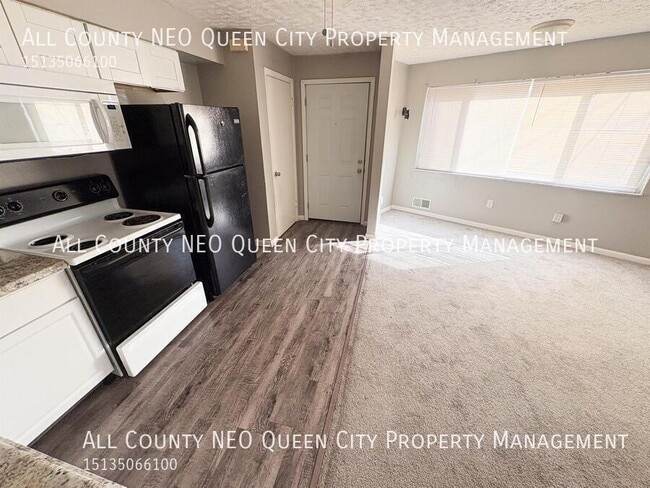 Building Photo - 21 Valleyview Dr