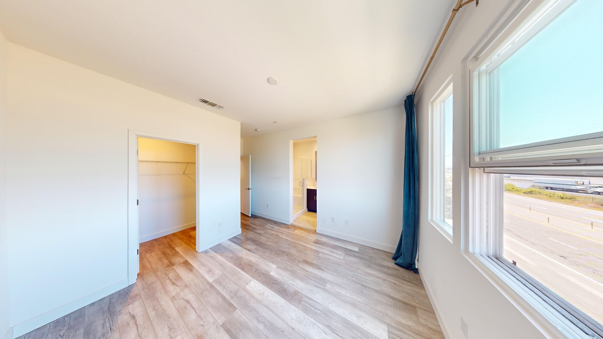 Building Photo - 1333 Pullman Way