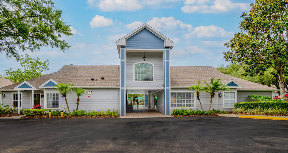 Building Photo - The Crest at Altamonte