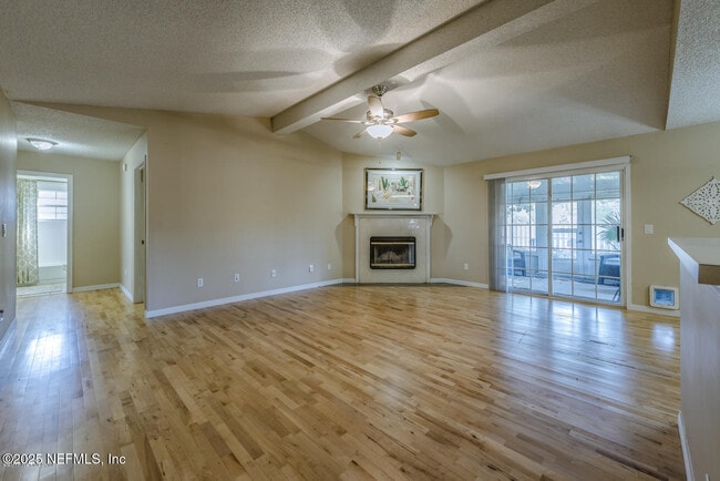 Building Photo - 4570 Blue Stream Ln N