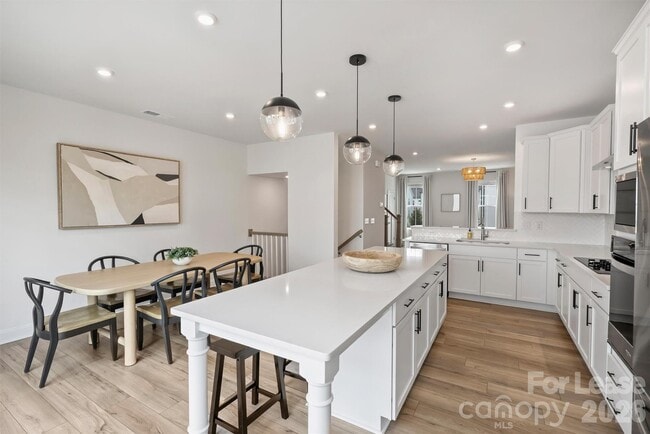 Building Photo - 3024 Red Cardinal Ln