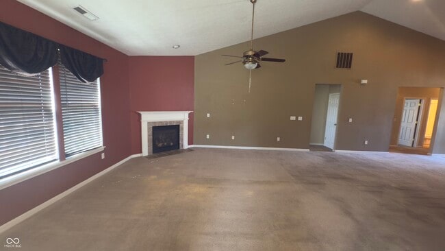 Building Photo - 1236 Wolf Run Way