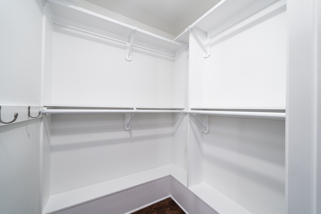 Master walk in Closet - 237 16th Ave