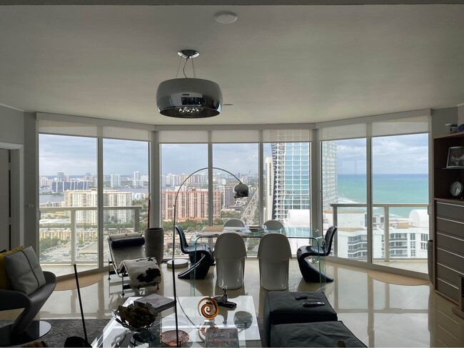Building Photo - 16699 Collins Ave