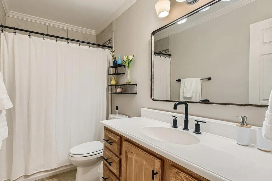 Building Photo - 11519 Fast Horse Dr