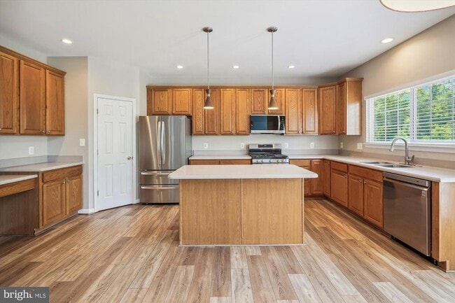 Building Photo - 2973 Myrtlewood Dr