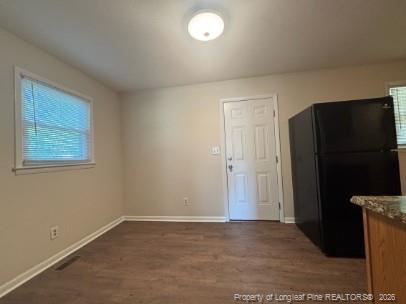 Building Photo - 1070 Rulnick St