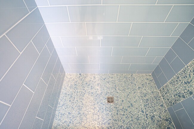 Building Photo - 4056 38th Way S