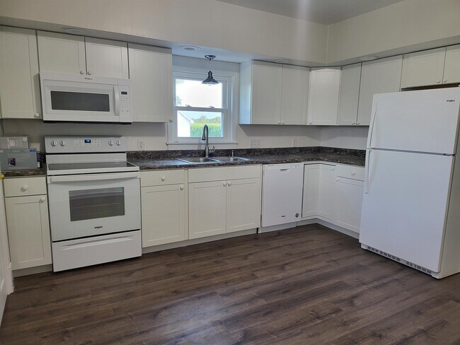 Building Photo - 909 Crouse Mill Ln