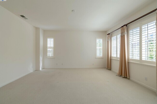 Building Photo - 1260 Ustilago Dr