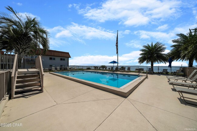 Building Photo - 2100 W Beach Dr