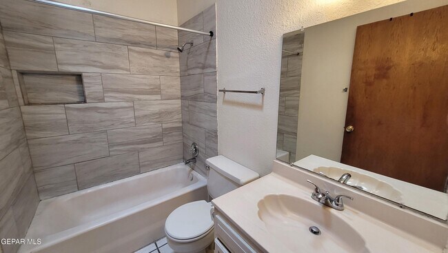 Building Photo - 1536 Dick Mayers Dr