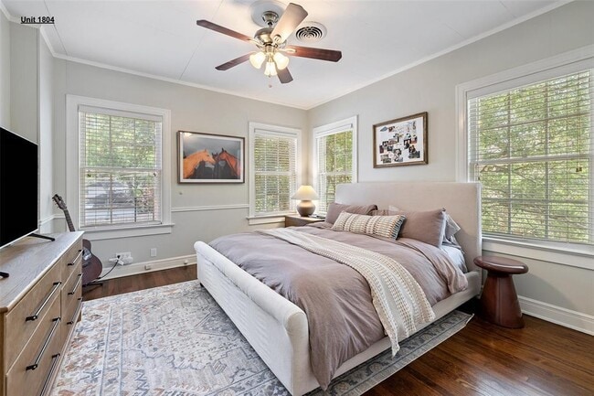 Building Photo - 1804 Pearl St