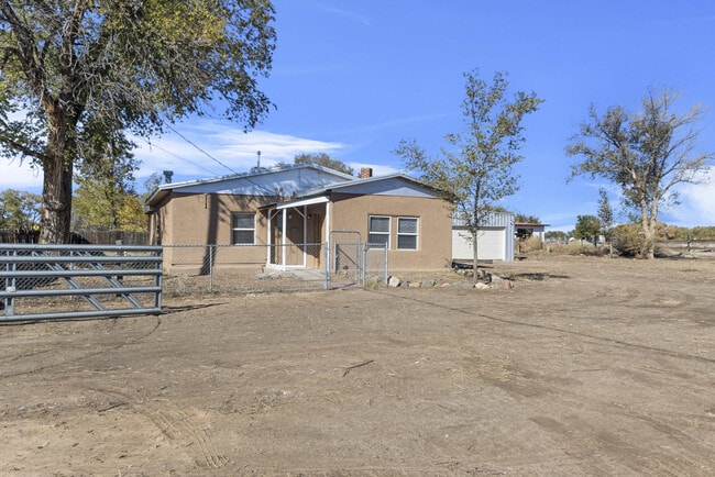 Building Photo - 17 Jose I Garcia Rd