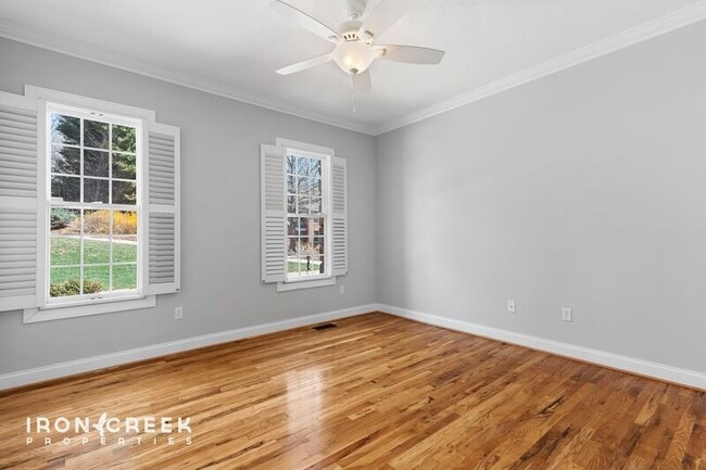 Building Photo - 1904 Bearberry Ln