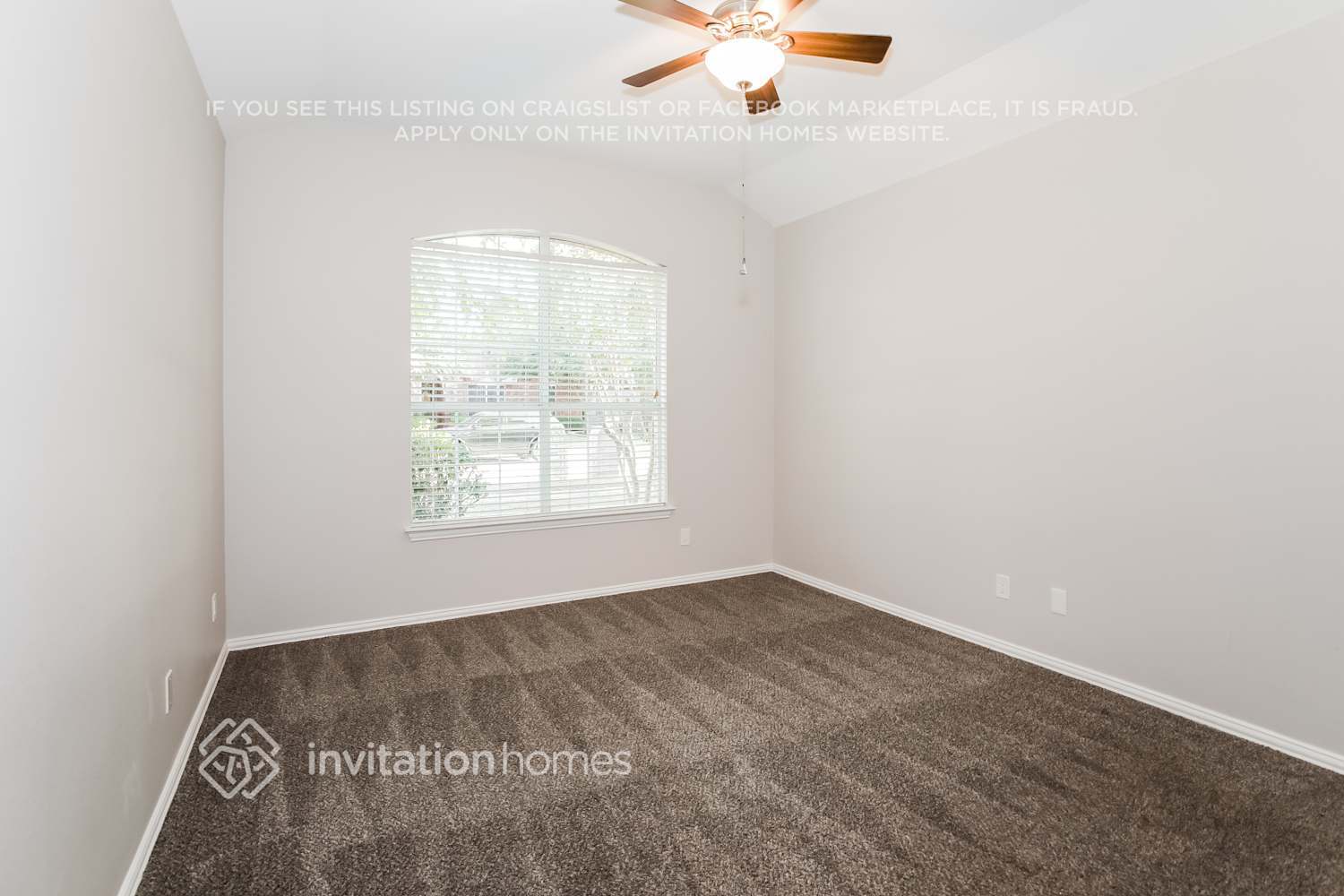 Building Photo - 5301 Spicewood Dr