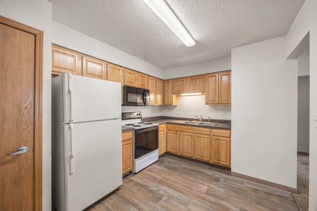 Interior Photo - Clover Creek