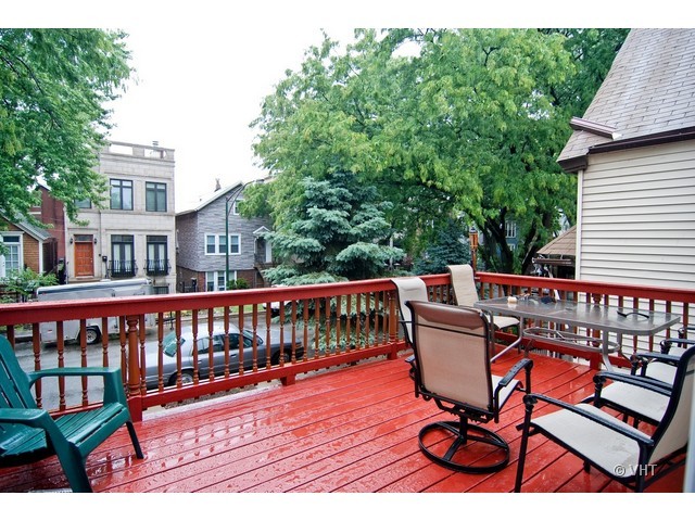 Building Photo - 2509 N Marshfield Ave
