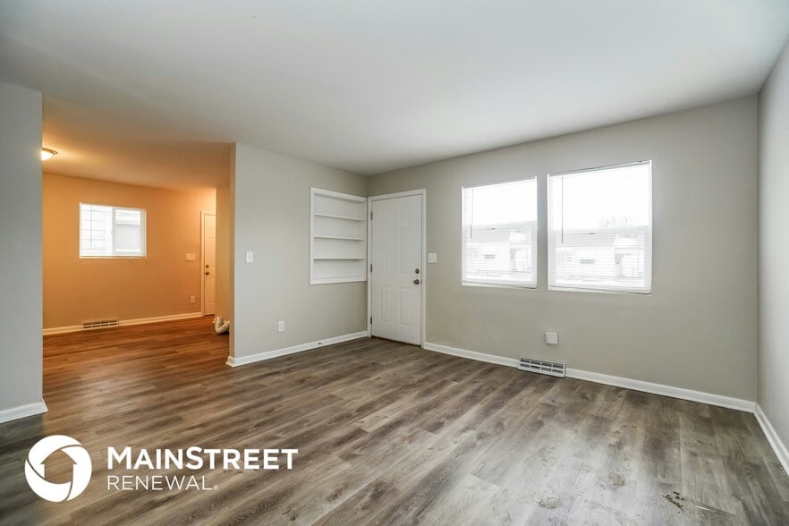 Building Photo - 2832 Azelda St