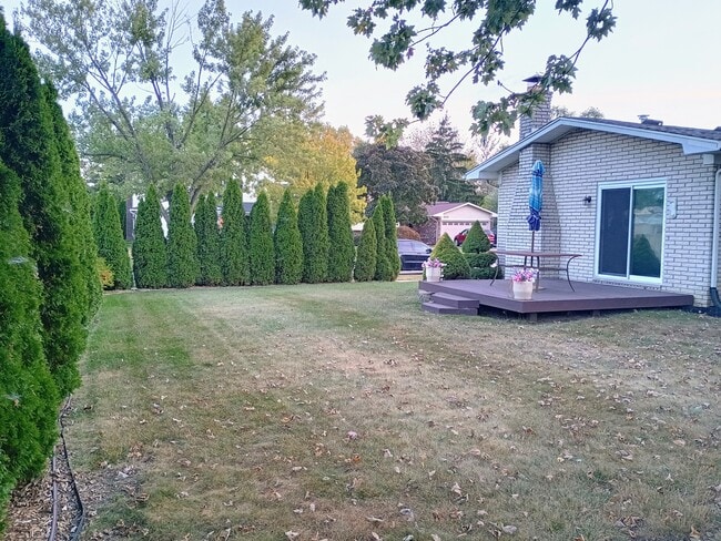 Building Photo - 7550 Corbett Dr