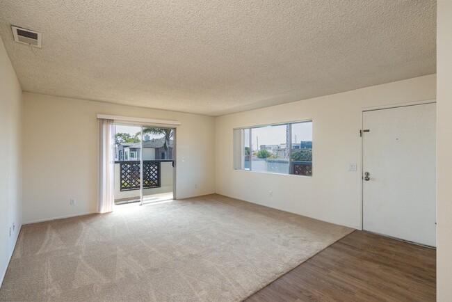 Building Photo - 2-Bedroom + 1 Bathroom Apartment | Dunes Place | Oxnard | Unfurnished