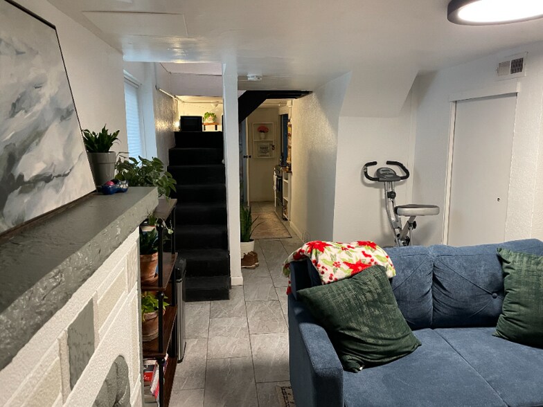 Building Photo - 1266 Lafayette St