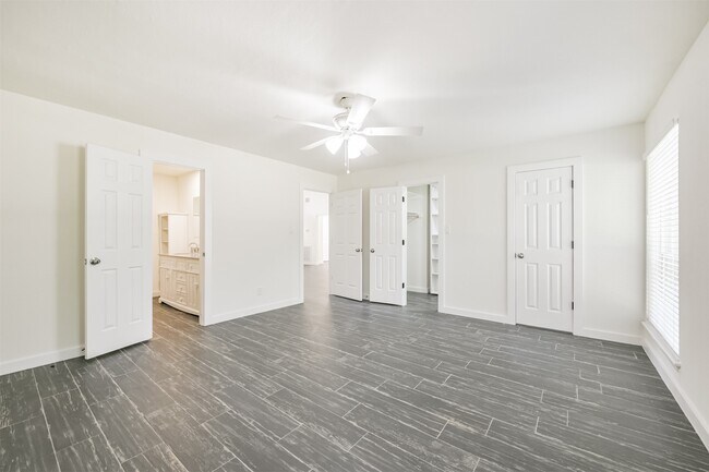 Building Photo - 19507 Spoonwood Dr