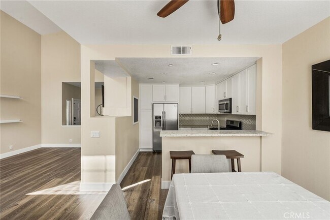 Building Photo - 3441 E Berkshire Ct