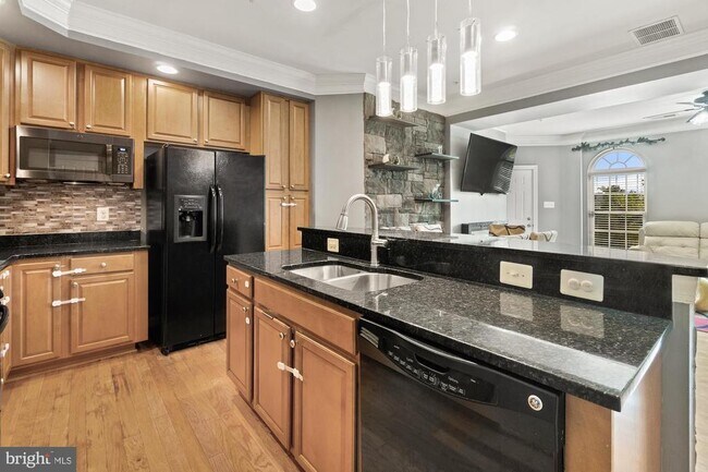 Building Photo - 3565 Holborn Pl