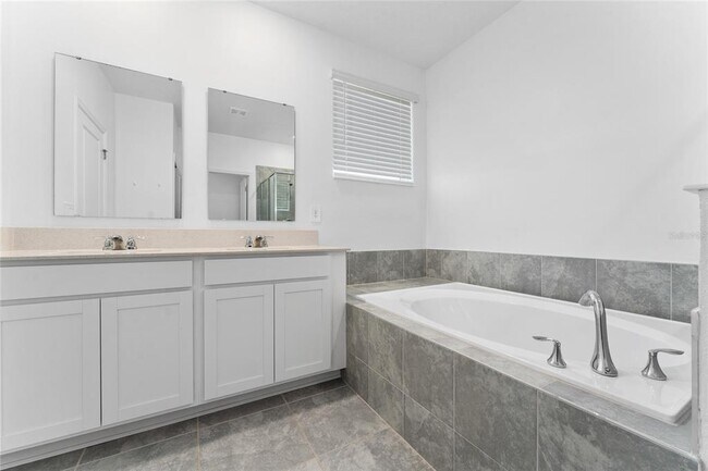 Building Photo - 109 Bogey Dr