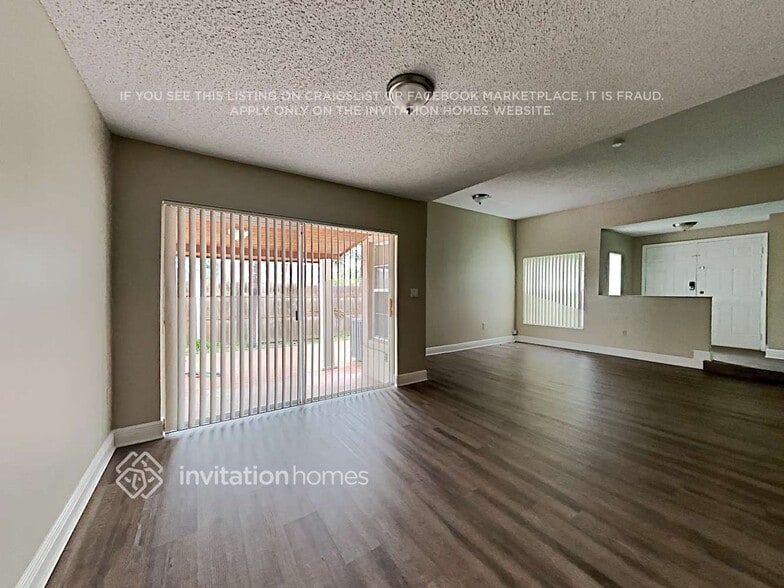 Building Photo - 14233 SW 103rd Terrace