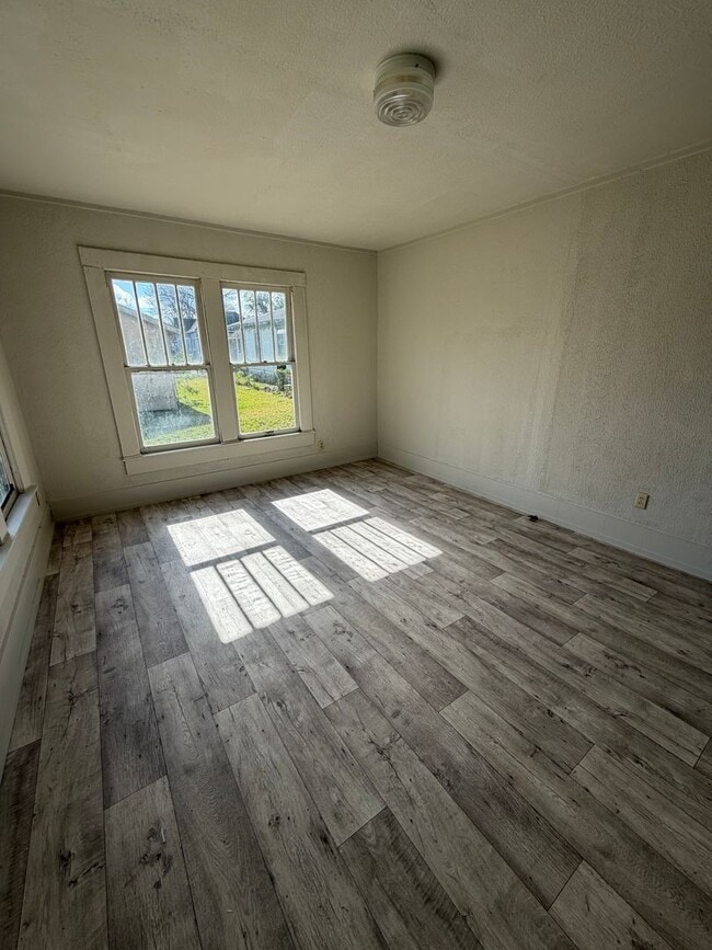 Building Photo - 3450 Brandon Ave