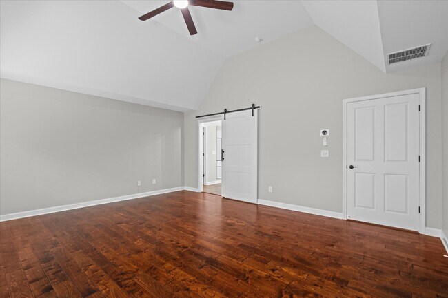 Building Photo - 4232 Hardy Ave
