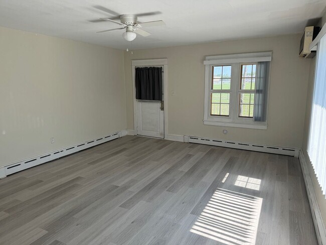 Building Photo - Great Lansdale Single for rent 3 Bedrooms ...