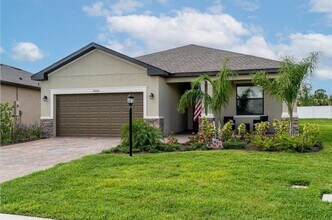 Building Photo - 14668 Cantabria Dr