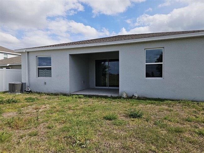 Building Photo - 652 Daring Dr