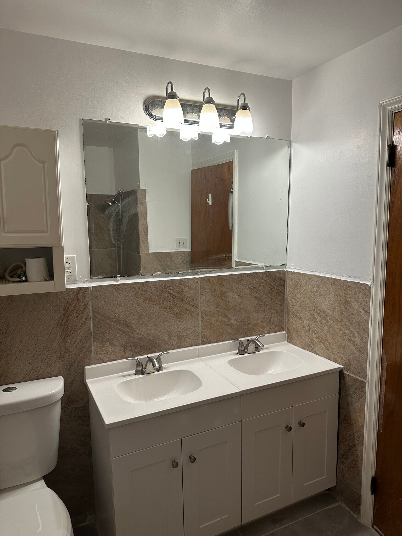 Building Photo - 112 Nor Dan Dr